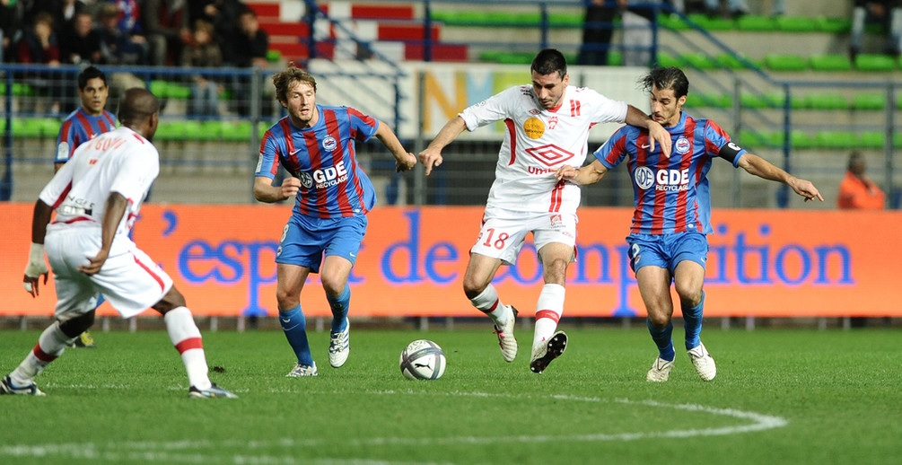 Redoutable offensivement, l&rsquo;ASNL s&rsquo;impose brillamment &agrave; Caen&nbsp;(photo: R. Le Meur).