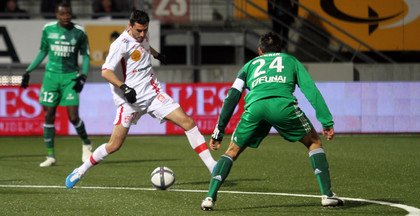 Julien F&eacute;ret face &agrave; Lo&iuml;c Perrin