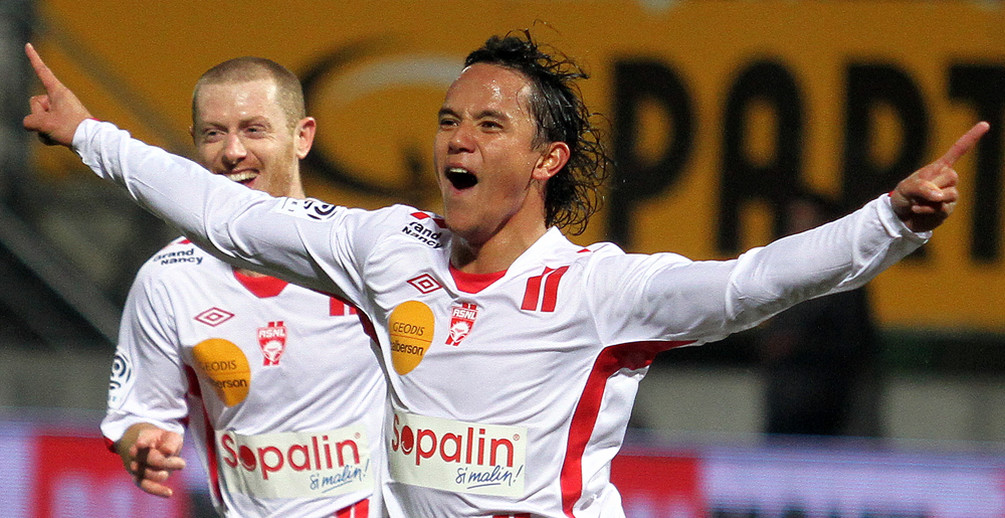 Dans le temps additionnel, Vahirua offre un point important &agrave; l&rsquo;ASNL.