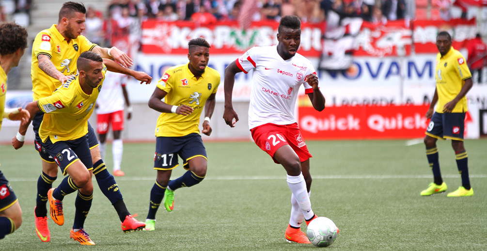 L&rsquo;ASNL s&rsquo;est fait rattraper en fin de match sur un but hors-jeu.