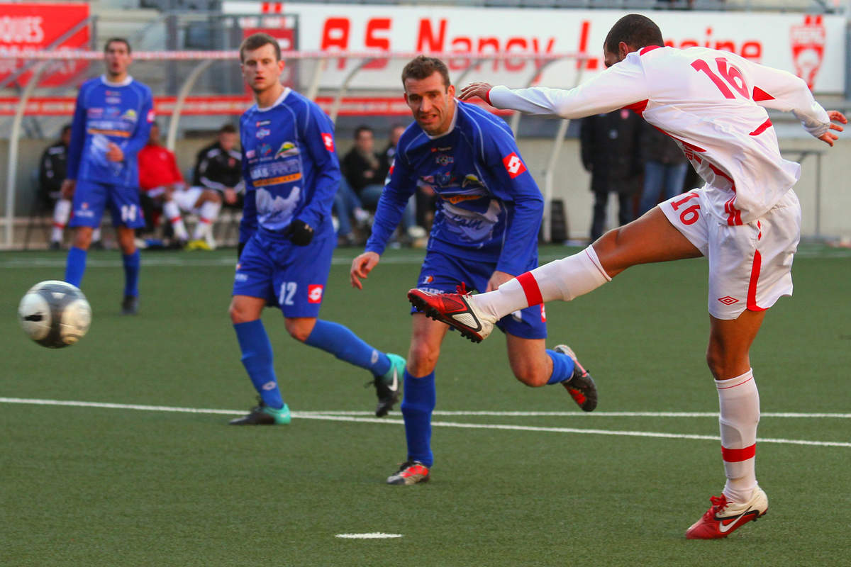 ASNL/Bourg-Peronnas en CFA - Photo n°52
