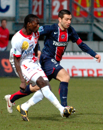 Défenseur de 2001 à 2007 (141 matchs, 3 buts)